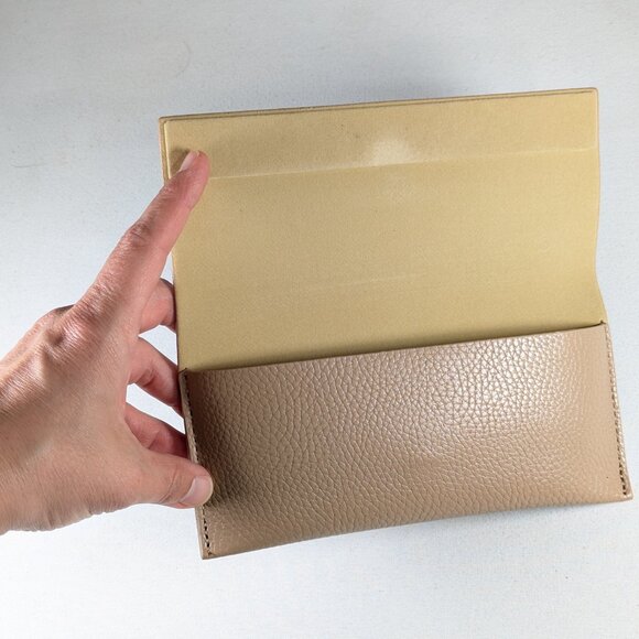 MaxMara sunglasses case, reading glasses protective sleeve in beige, phone case - Picture 4 of 8